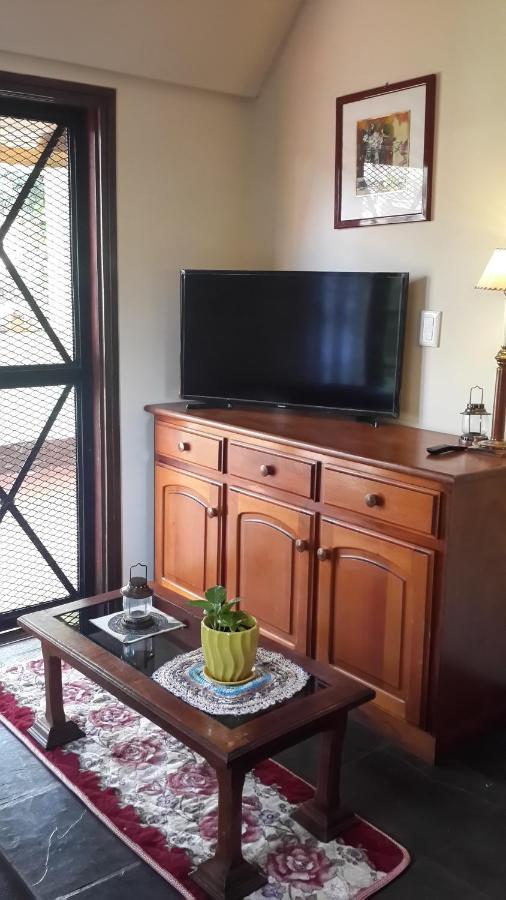 Casa Folks - Bed And Breakfast Puerto Iguazu Exterior photo