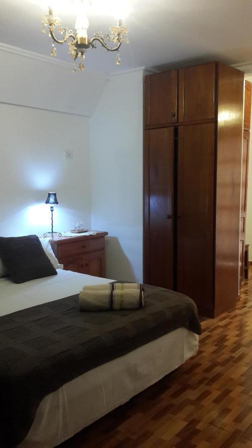 Casa Folks - Bed And Breakfast Puerto Iguazu Exterior photo